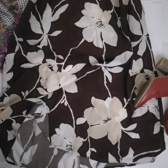 Loft Floral Brown and Cream Dress Small Petite Maxi - Picture 3 of 11